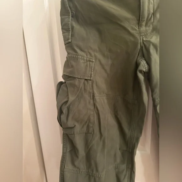 TNA (Aritzia) Supply Cargo Pants - Olive Green - Size 4 - Picture 6 of 10